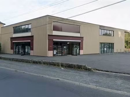 location bureau poitiers 190 m²