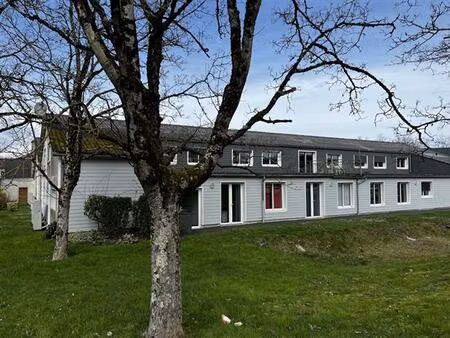 location bureau saint benoit 250 m²