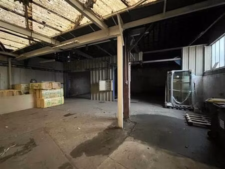vente local d'activités poitiers 235 m²