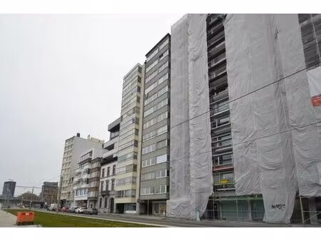 appartement à vendre à quai saint léonard 9 / 111 glain (vbe43206)