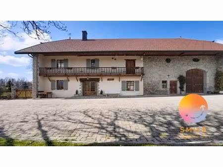 maison de prestige de 215 m2 en vente etaux  auvergne-rhône-alpes