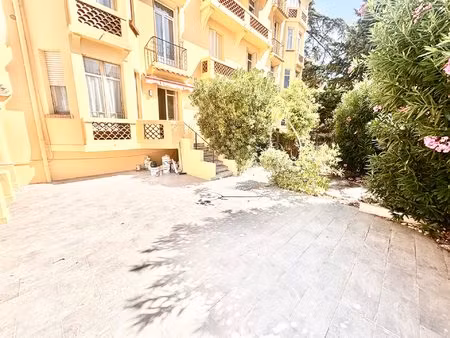 cannes centre t4 sud 151m2 bourgeois rez de jardin terrasse 97m2  garage