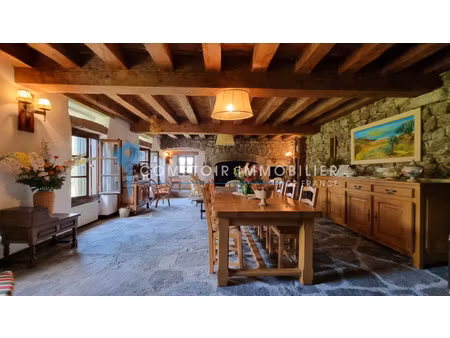 propriete 14pièce(s) 6chambre(s) 276 m² coucouron (07470)