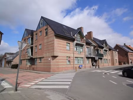 appartement te huur in sint-eloois-winkel met 3 slaapkamers
