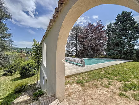 achat maison 7 pièces 210m²