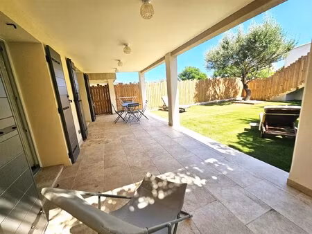 bel appartement rénové 3 pièces avec jardin aux issambres