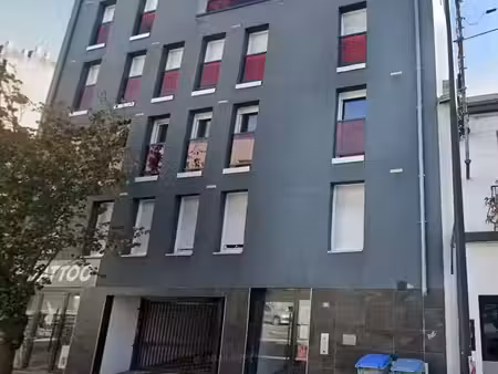 parking à louer - nantes (44) - 80€