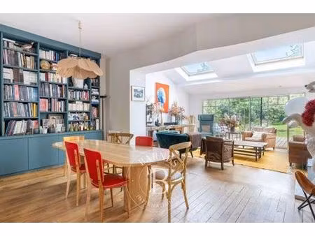 maison de 10 pièces de luxe en vente à le chesnay  île-de-france