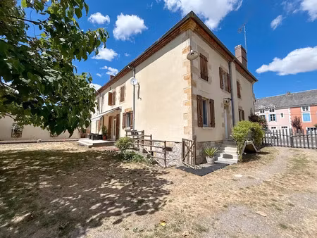 vente maison 7 pièces 181.82 m² à bezenet (03170)  188 000 €