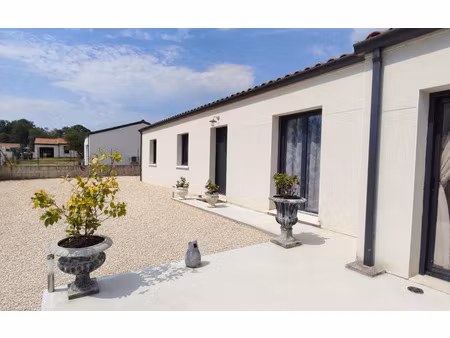 maison de plain-pied de 2018 / 4 chb. / dpe a