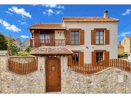 maison en pierre de 110 m² à montry