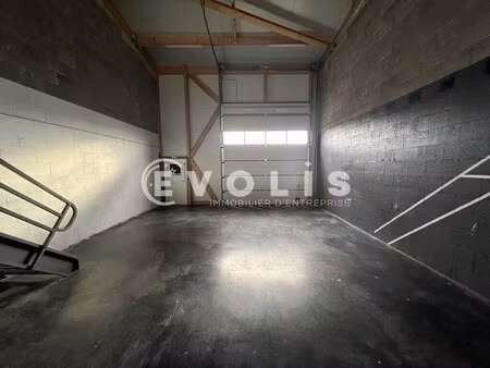 location local d’activités combs la ville 77380 140m²