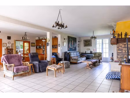 vente maison 6 pièces 190 m² lagarde-marc-la-tour (19150)