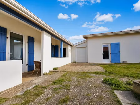 vente maison 5 pièces 90 m² à vendays-montalivet (33930)  305 000 €