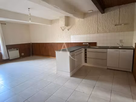 location appartement 3 pièces 51m²