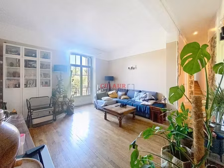 appartement vue sur la vézère