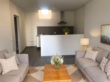 location appartement 2 pièces 40 m² à nîmes (30000)