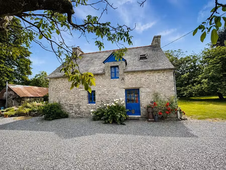 vente maison 8 pièces 150 m² à rostrenen (22110)  296 800 €