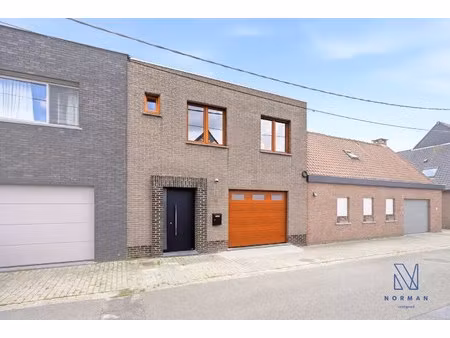 huis te koop in wevelgem met 4 slaapkamers