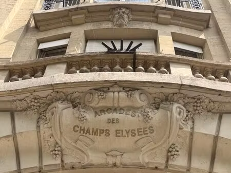 achat local professionnel 19m² paris 8ème