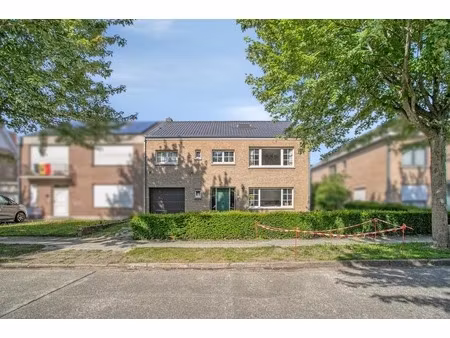 huis te koop in sint-andries met 6 slaapkamers