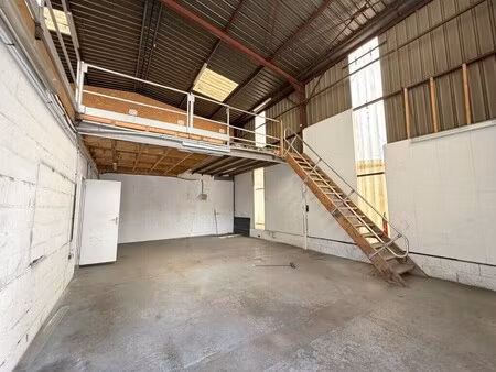 location local d’activités montesson 78360 170m²