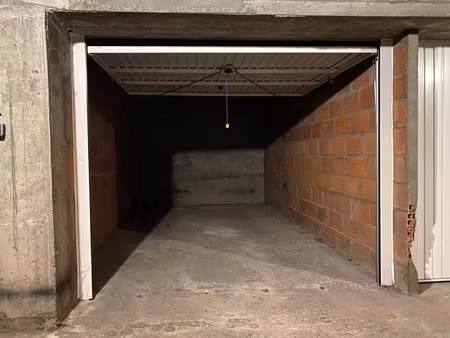 location commerce 8 m² à toulouse (31300)