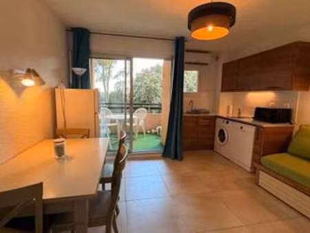 location appartement t1 meublé à saint-raphaël (83530) : à louer t1 meublé / 27m² saint-ra