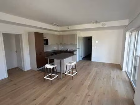 appartement neuf 2 chambres (+2 parkings avec borne)