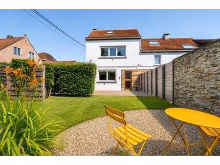 maison avec jardin et parking à vendre à pajottegem