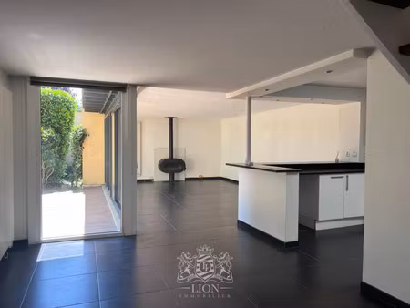 maison de luxe à vendre dans le quartier brigode-ascq-haute borne