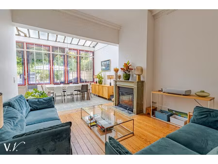 maison de luxe à vendre dans le quartier grand parc-chartrons-paul doumer