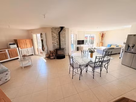 vente maison 4 pièces 115 m² à vendays-montalivet (33930)  449 000 €