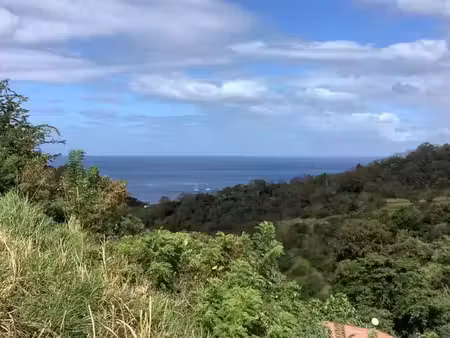 ensemble de parcelles viabilisées avec vue mer