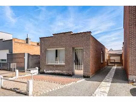 te renoveren laagbouwwoning met garage  atelier en tuin o...