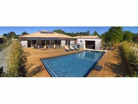 vente maison 9 pièces 251 m² à grayan-et-l'hôpital (33590)  519 000 €