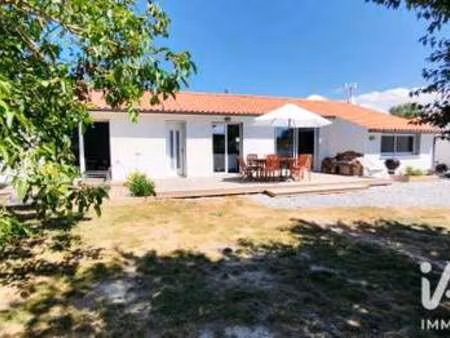 vente maison aux sables-d'olonne (85100) : à vendre / 118m² les sables-d'olonne