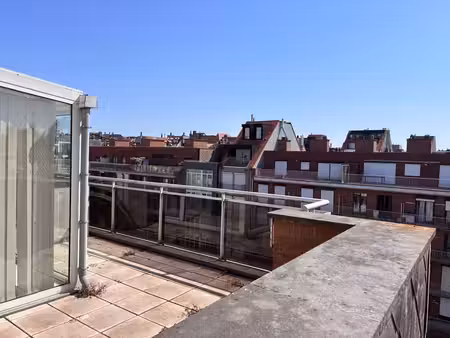 a rénover | duplex-penthouse avec terrasse et garage à knokk