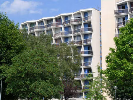 appartement plaisir - 1 pièce(s)