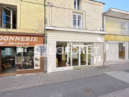 local commercial et appartement à rénover - thouars