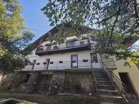 vente ferme 12 pièces 378 m² à saint-sauveur (05200)  1 155 000 €