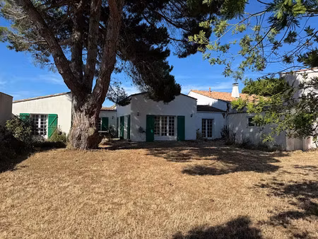 vente maison 4 pièces 123.44 m² à la couarde-sur-mer (17670)  682 500 €