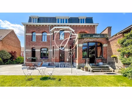 vente maison 13 pièces 435 m² à deûlémont (59890)  685 000 €