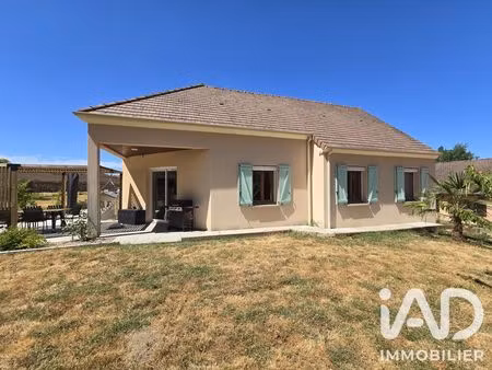 maison à châtel-de-neuvre (03500)