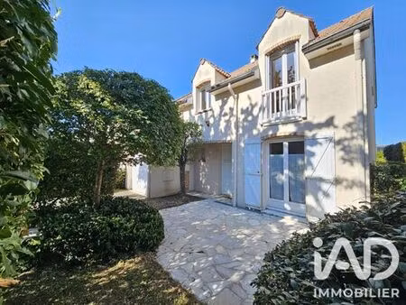villa de 8 pièces de luxe en location saint-germain-en-laye  île-de-france