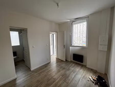 studio non meublé entre le centre ville et le guichet à coté du rer b