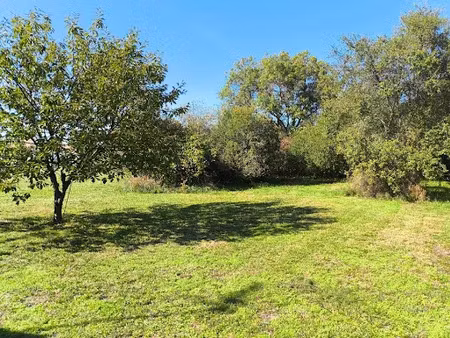 vente terrain 801 m² à guimps (16300)  23 000 €