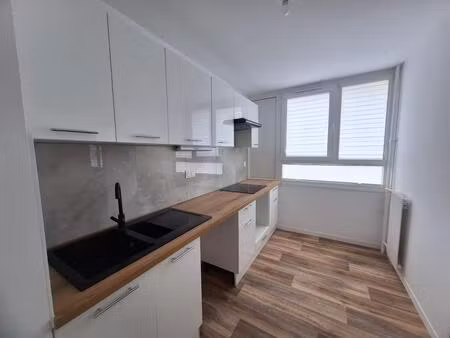 trappes centre – appartement t2 rénové avec balcon – proche gare