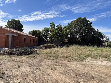 vente terrain 535 m² à salon-de-provence (13300)  207 000 €