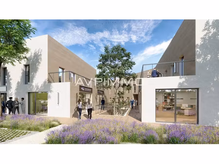 vente locaux professionnels 0 pièces 50.49 m² à la ciotat (13600)  196 911 €